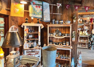 Pottery, Blankets, Lotions & Jewelry